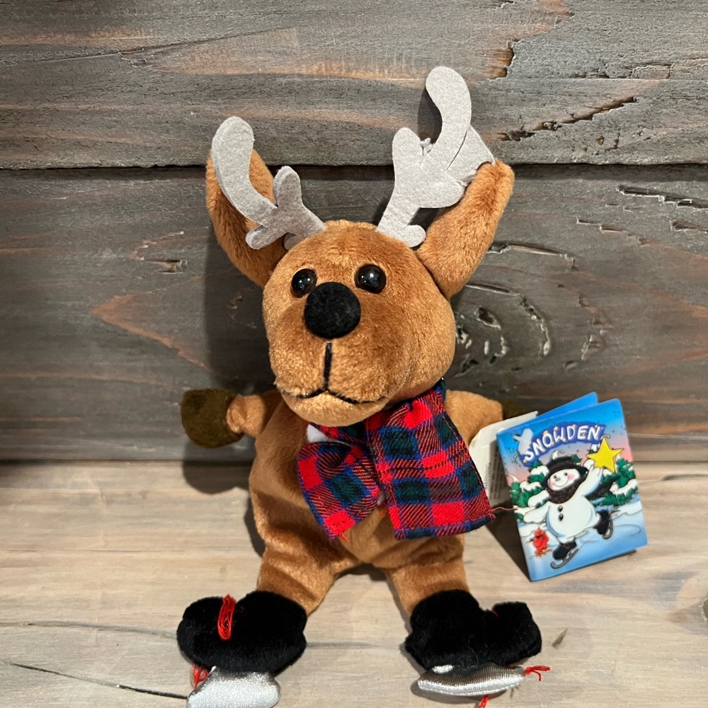 Commonwealth Snowden Holiday Christmas Skating Plush Stuffed Animal Toy W/Tag